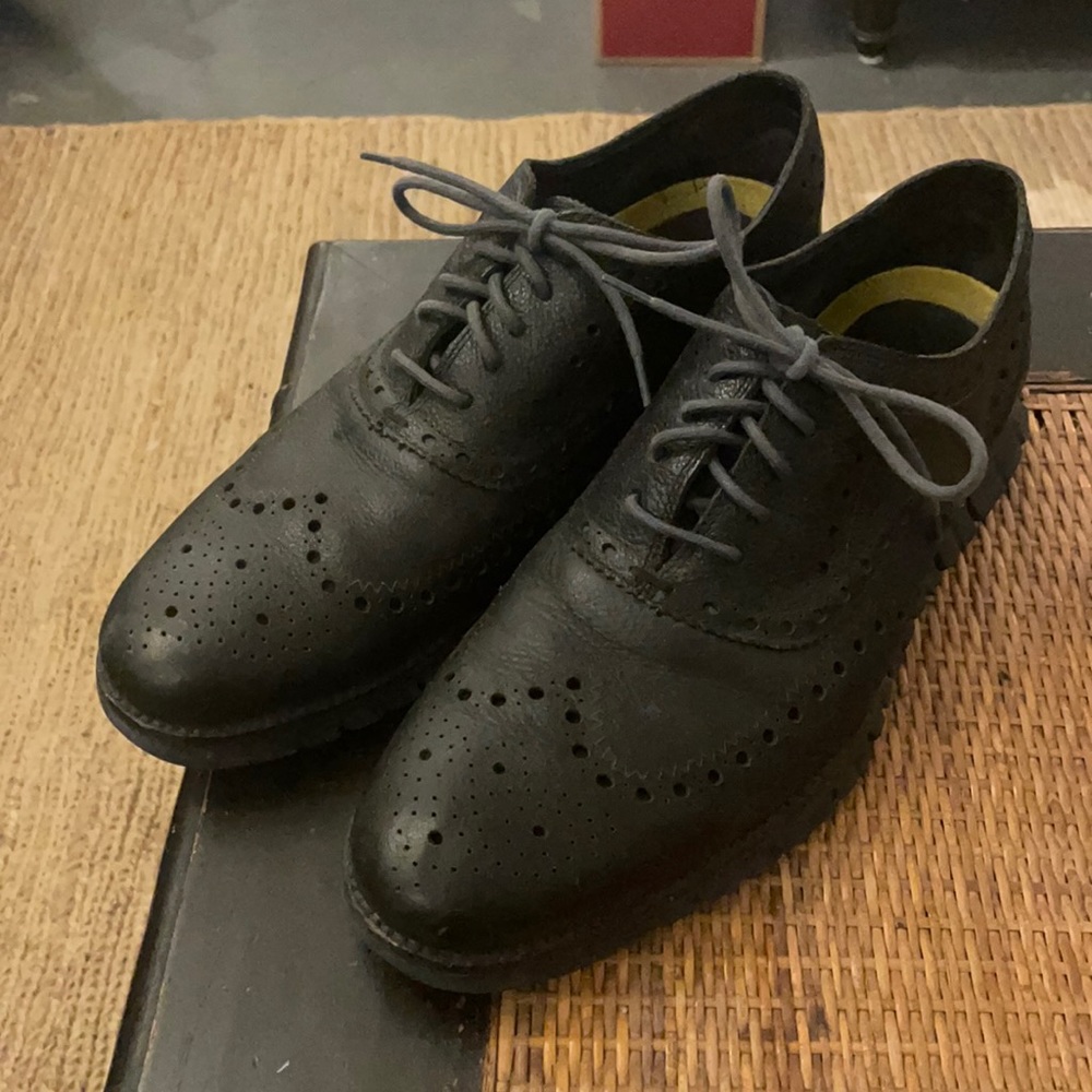 Men’s Cole-Haan athleisure wingtip size 11